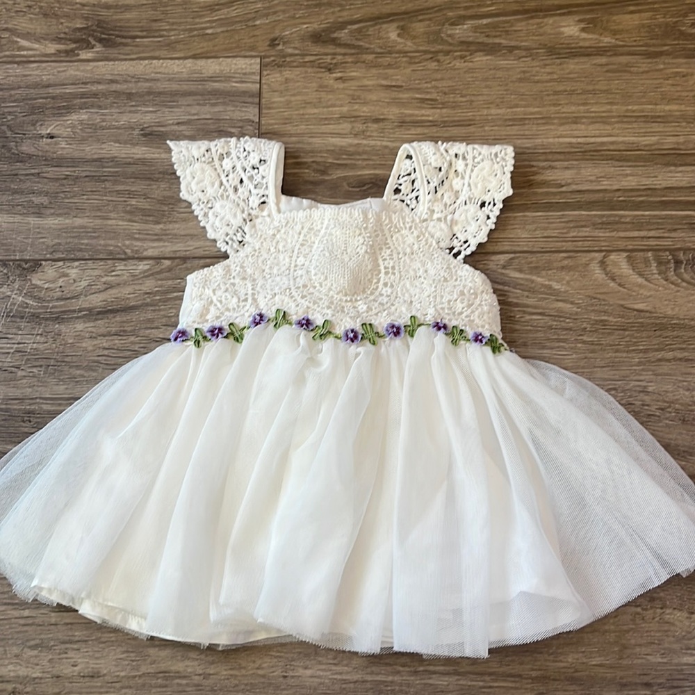 Edgehill Collection dress size 3 months